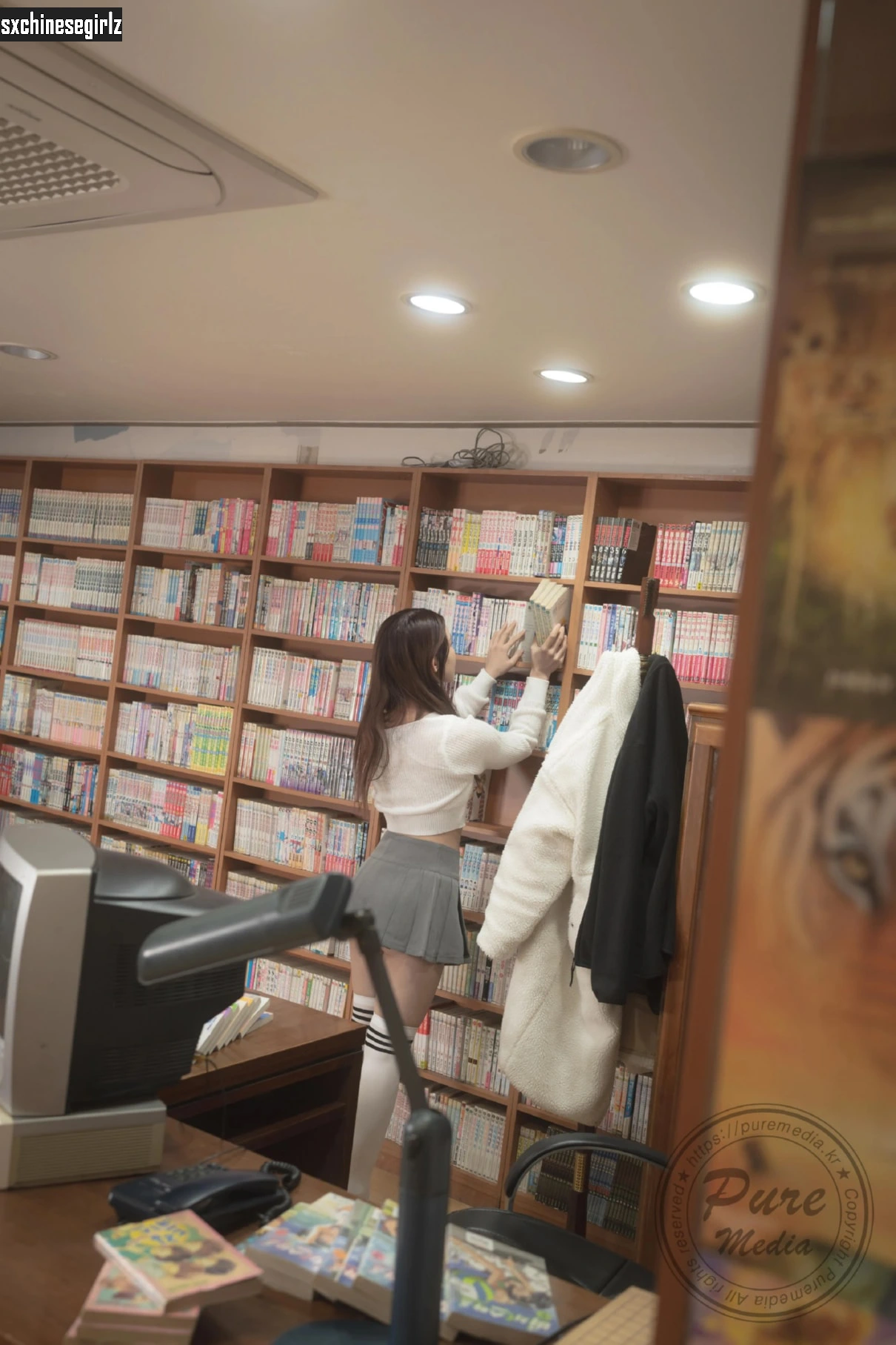 Pure Media Vol.273 Yeha (예하) - Dreaming with library girl